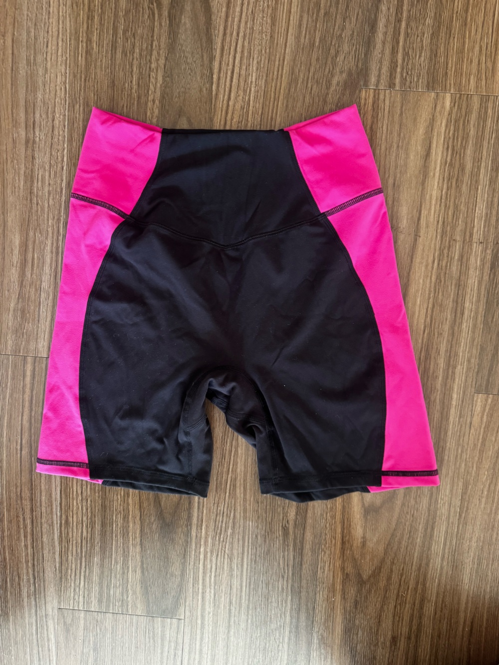 Buffbunny Aurora 6in Short